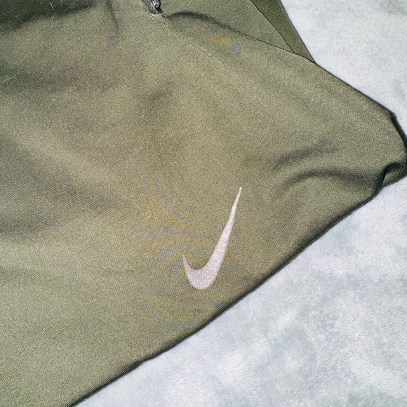 Nike Leggings - Picture 2 of 3